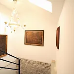 Boutique Malo - Old Town And Parking Готель Трогір