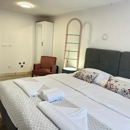 Malo Szálloda Trogir