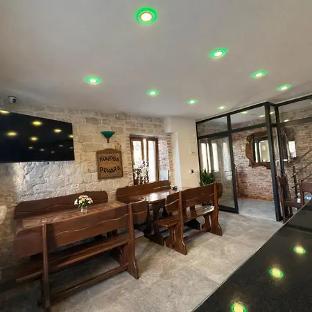 Hotel Boutique Malo - Old Town And Parking 3*