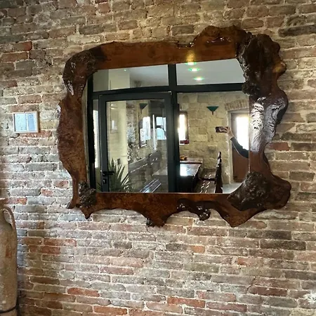 Готель Boutique Malo - Old Town And Parking 3*
