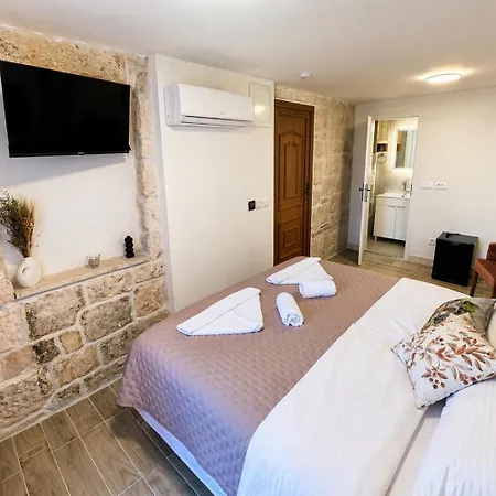 Hotel Boutique Malo - Old Town And Parking