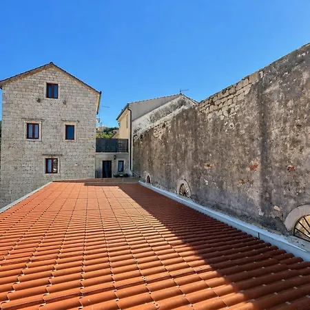 Boutique Malo - Old Town And Parking