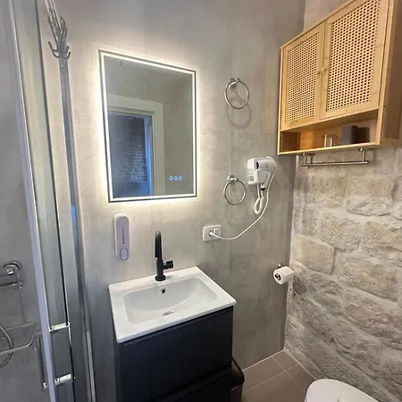 Boutique Malo - Old Town And Parking 3*