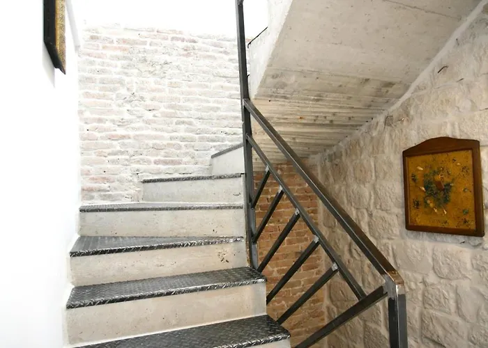 Malo 3* Trogir